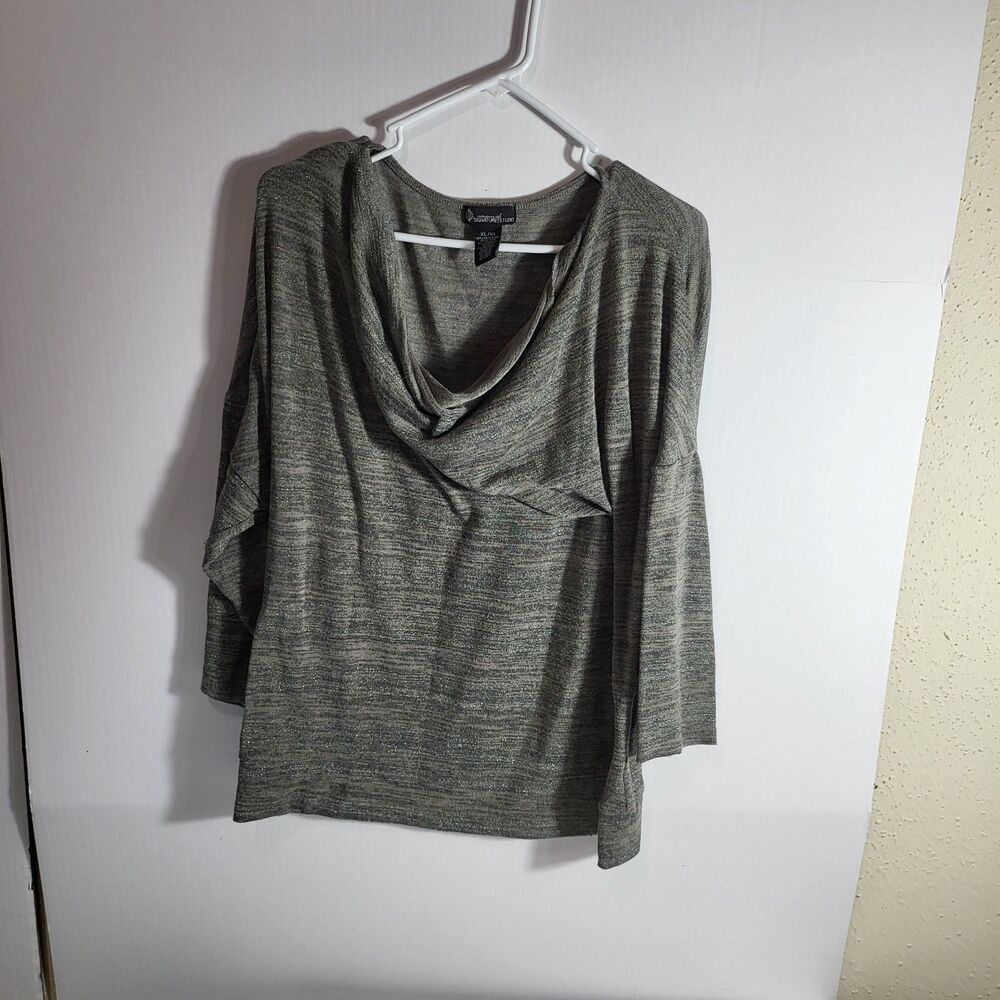 Signature Studio Top Womens XL Gray Long Sleeve Low Scoop Neck